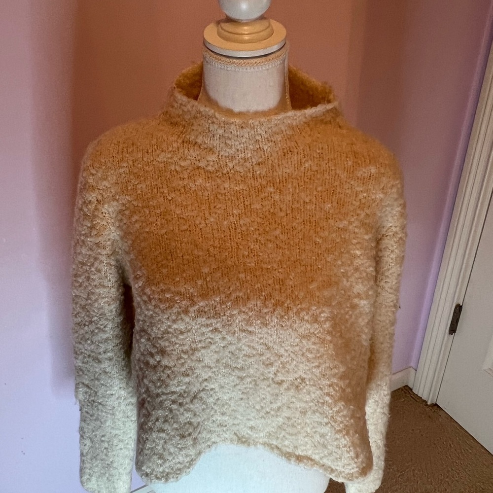 Aerie sweater